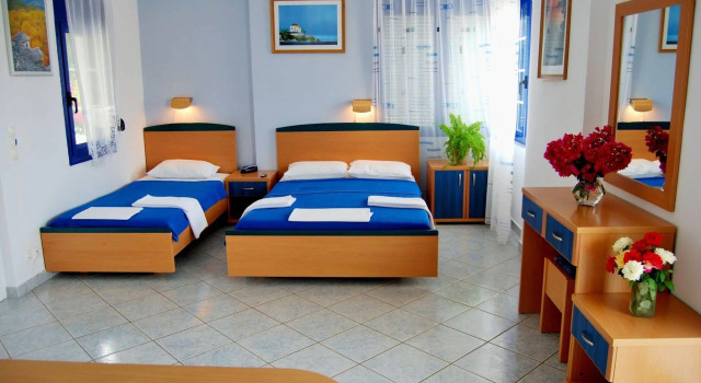 Mesogeios 2000, Rezerwuj Hotel Ligia 