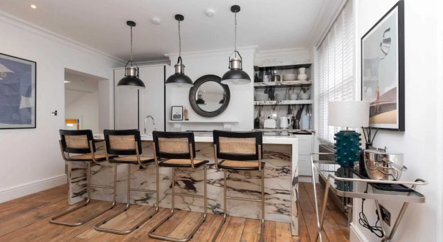 Апартаменты Stylish 2 Bedroom Apartment Near Oxford Street
