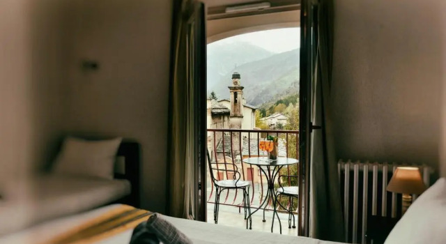 Трёхместный номер Standard с балконом Auberge Saint Martin