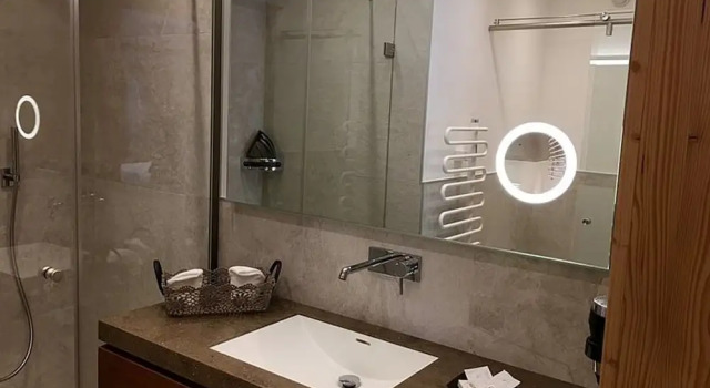 Одноместный номер Standard с балконом Alpin Hotel Garni Eder - Private Living