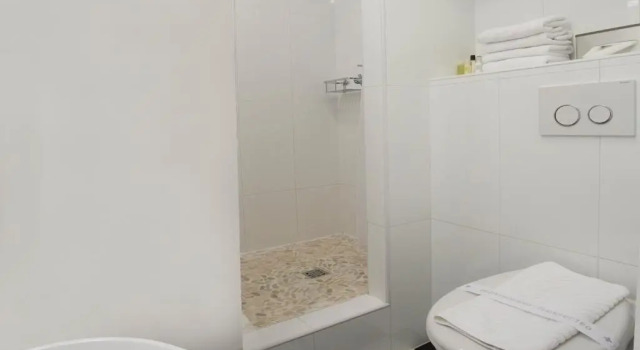 Номер Comfort Royal Suites