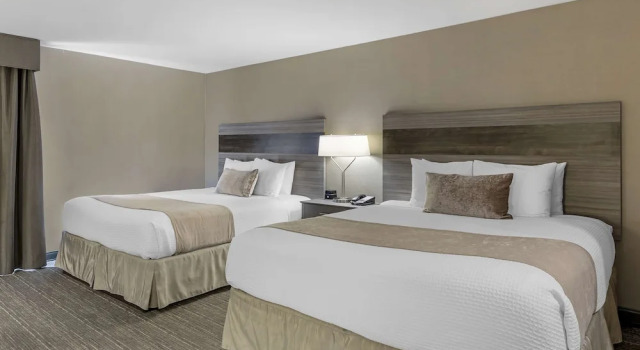 Полулюкс с балконом Best Western Plus Executive Inn Rowland Height City of Industry