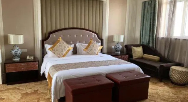 Люкс Presidential Zhongwei International Holiday Hotel