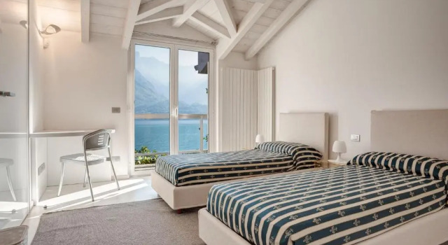 Villa Sara Lakeside, Book Villa Cottages in Lecco, Cottage