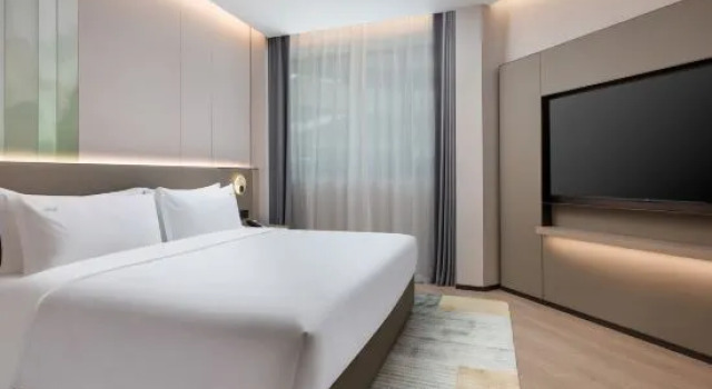 Люкс с 2 комнатами Holiday Inn & Suites Shanghai Changfeng by IHG