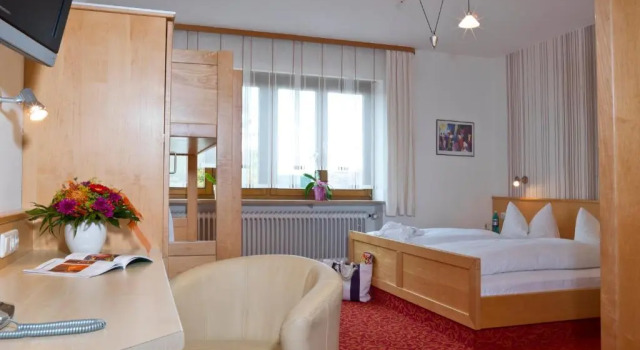 Трёхместный номер Standard Landhotel Geyer