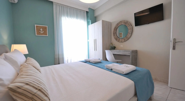 Dionisos Elia, Book Guesthouse Nea Moudania 