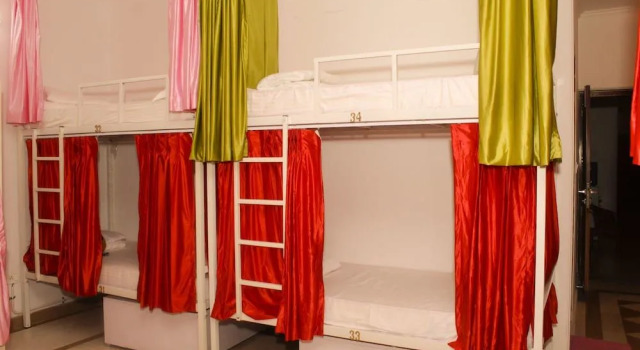 Datstop Hostel, Забронировать Хостел Отели Нью-Дели с завтраком, Завтраки