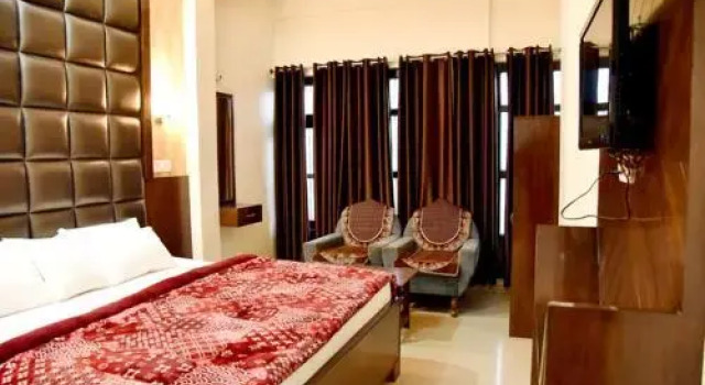 Ram Lodge, Rezervovat Hotel  