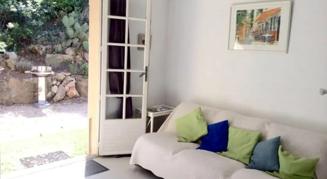 Apartment With one Bedroom in Saint-raphaël, With Enclosed Garden and