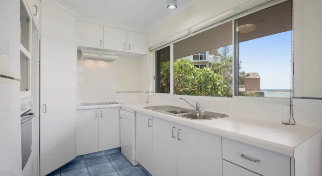 Kings Mariner Apt 14