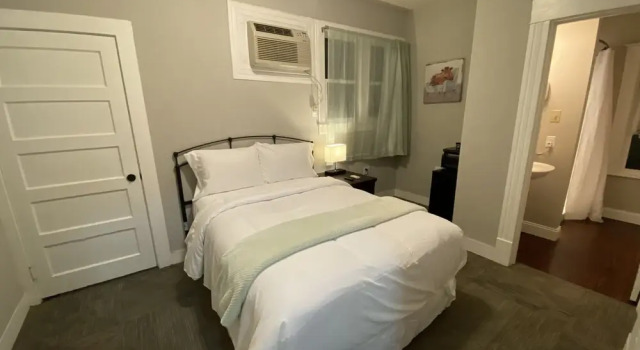 Номер Economy Twin Lakes Creamery, Grill & Inn