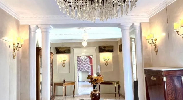 Castiglione 27 Luxury Suite, Забронировать Отель СПА-отели Болоньи, рядом с Улица Виа-Индепенденца, SPA-услуги