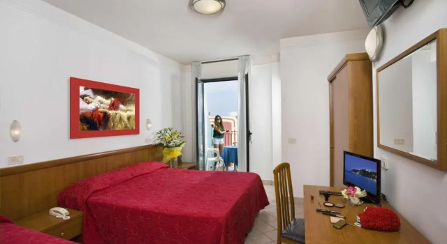 Трёхместный номер Standard Hotel Acrux