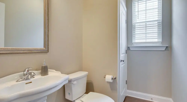 Коттедж с 3 комнатами Quaint Grovetown Getaway w/ Private Hot Tub!