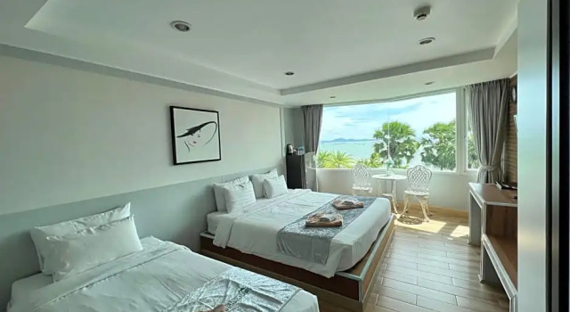 Номер Standard с видом на море The Beach Front Resort, Pattaya
