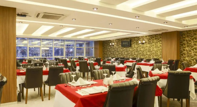 Inegol Royal Hotel, Rezervasyon Otel Bursa otoparklı oteller, Otopark