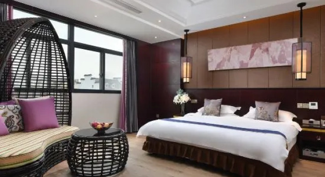 Четырёхместный семейный люкс с 2 комнатами Meilihao Hotel Xitang Baoding