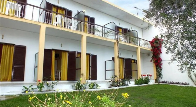 Номер Standard Firefly Hotel