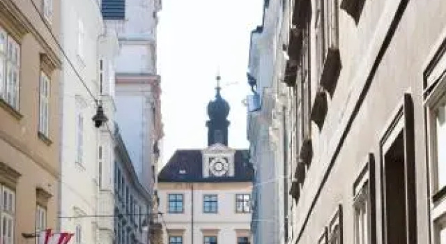 City Stay Vienna - Lugeck, Забронировать Отель 01. Внутренний город Вена, рядом с Выставочный и конгресс-центр Hofburg Vienna