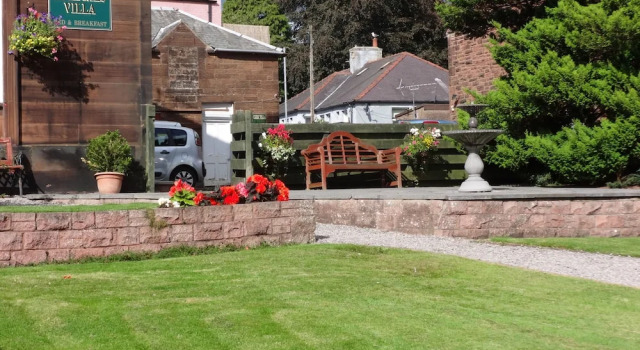 Dumfries Villa