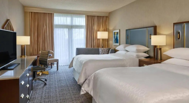 Четырёхместный номер Standard Sheraton Music City Nashville Airport