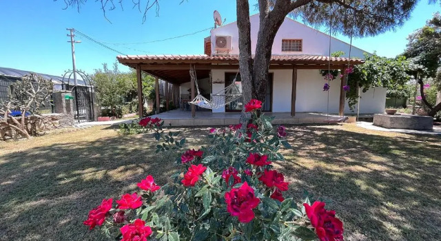 Коттедж Cozy house in Çeşme, Super Host