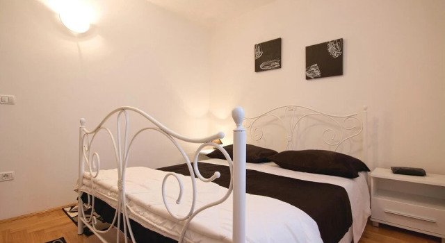 Amazing Home in Pula With Wifi and 2 Bedrooms, Reserva ahora Hotel Hoteles en Pula con aparcamiento, Aparcamiento
