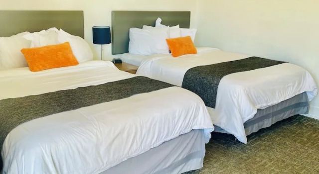 Четырёхместный номер Standard Blue Sage Inn & Suites