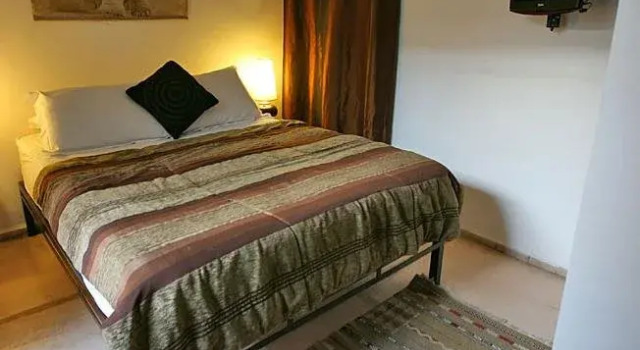 Riad des Ours, Забронировать Отель Отели Марракеш-Тенсифт-Эль-Хауз с парковкой, Парковка