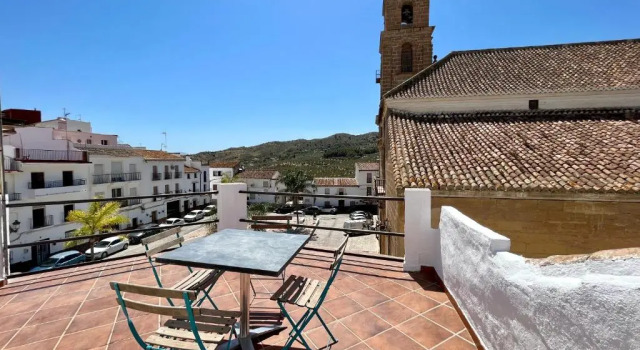 Spanish Town House, Забронировать Отель Отели Алора с парковкой, Парковка