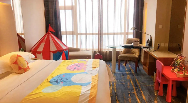 Семейный номер Standard с видом на море Bayshore Hotel Dalian