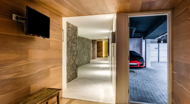 Luxurious Camps Bay Retreat w Sea Views Rock Residence