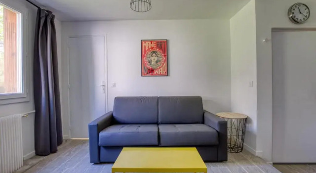 Студия Magnificent studio near the canal de l'Ourcq
