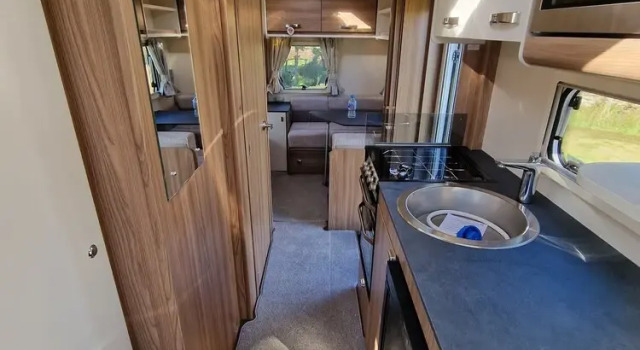 Swift Vogue Edition Caravan
