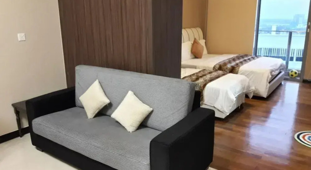 Melaka Hatten City Silverscape Studio 36