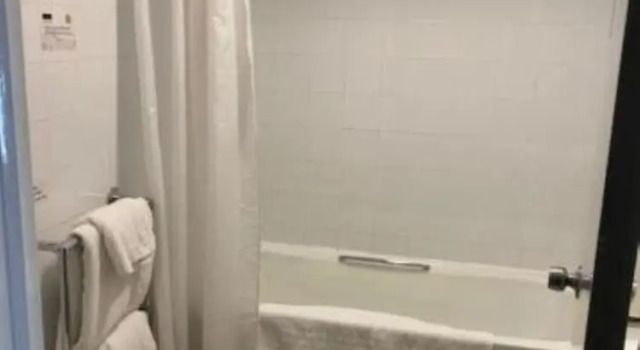 Семейный номер Standard St James Hotel