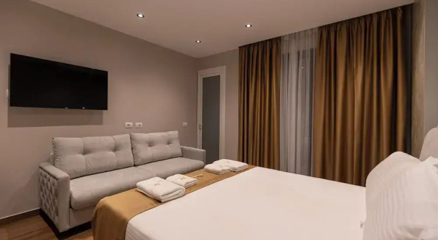 Deluxe Dreier Zimmer Keller Diol Hotel