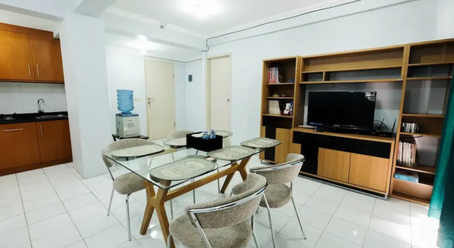 Spacious Family 2BR Grand Center Point Apartment