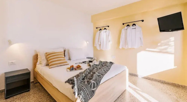 Arte Lindos Suites
