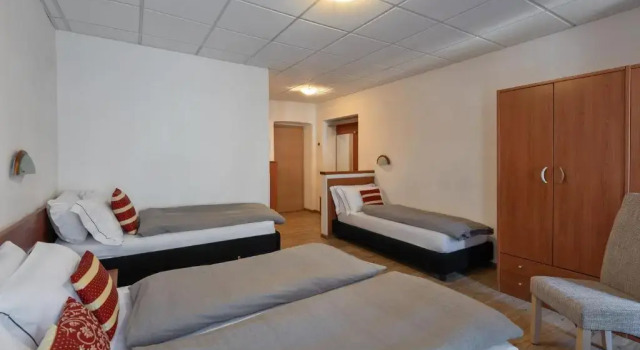 Camera quadrupla Standard con balcone Hotel Pejo
