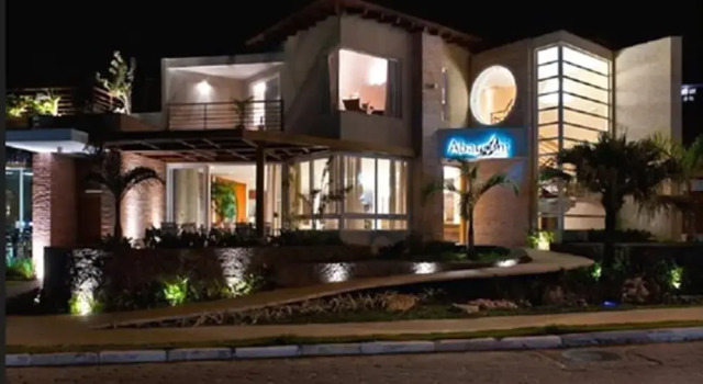 Abayomi Hotel