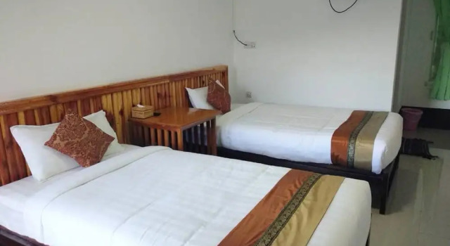 Full Moon Guest House, Book Pension Gæstehuse i Shan State, Pension