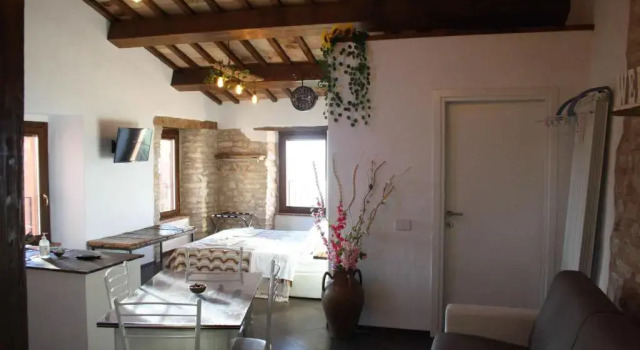 LALPACA DELLA ROSSA - AGRITURISMO, Rezervovat Hotel  