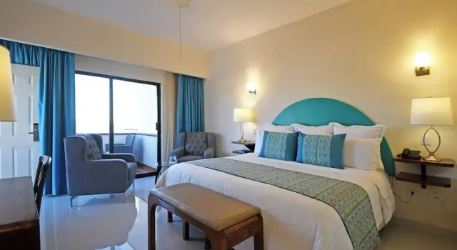 Номер Superior The Westmarine Waterfront Hotel