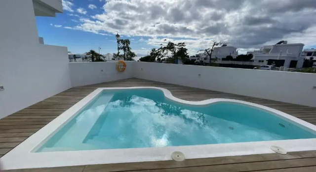Вилла c 1 комнатой CalaLanzarote Suites Hotel