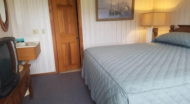Leona's Motel, Забронировать Мотель Отели Мэна с парковкой, Парковка
