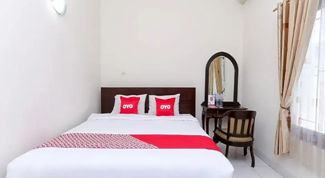Люкс Oyo 1680 Dahlia Guesthouse