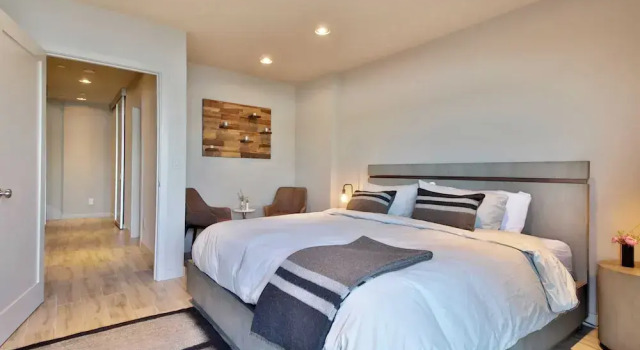 Langley Waterfront Condo by Avantstay A+ Views, Book Hotel 3-stjernede hoteller i Island County, 3*