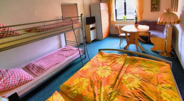 Penzion Nemílek, Reservar Hotel  